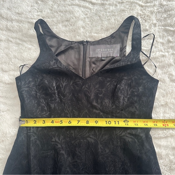 JAYGODFREY Size 8 Black Brocade Back Zip Scoop Neck Mini Dress LBD cocktails - Picture 9 of 10